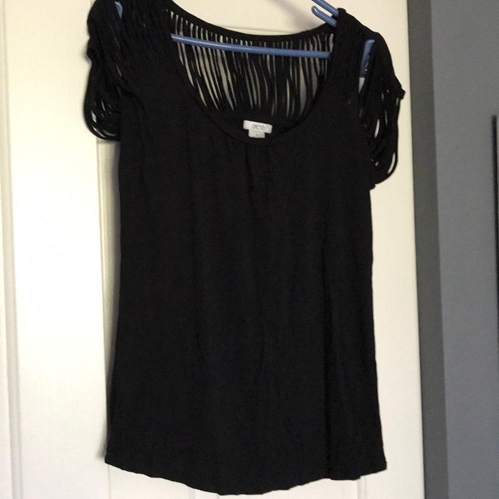 ONLY AVAILABLE FOR 1 MORE WEEK! Cache fun top!!